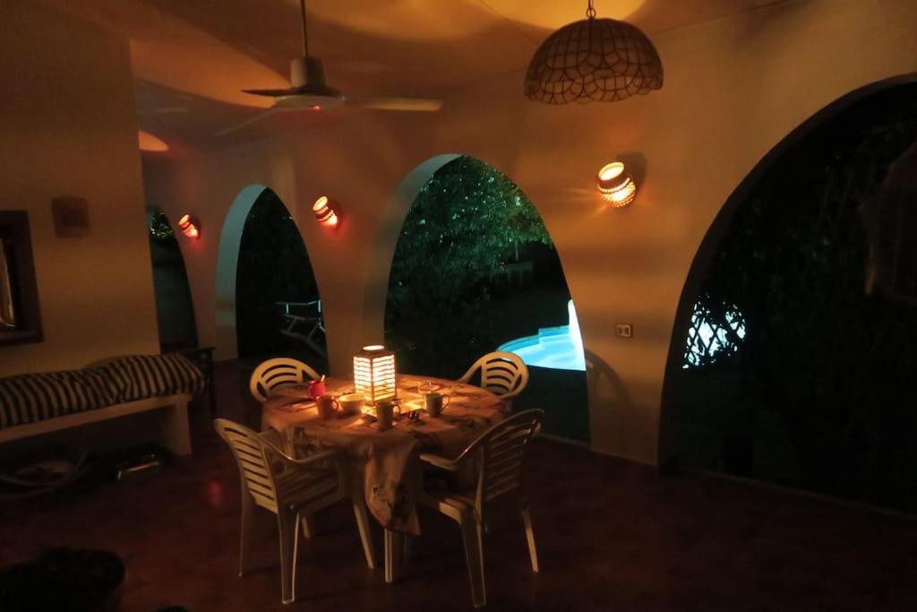 Villa Acquario ตอเรเดลเลสเตลเล ภายนอก รูปภาพ